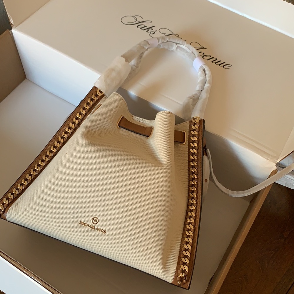 Michael Kors Mina Large Chain Leather Shoulder Bag Natural/gold
